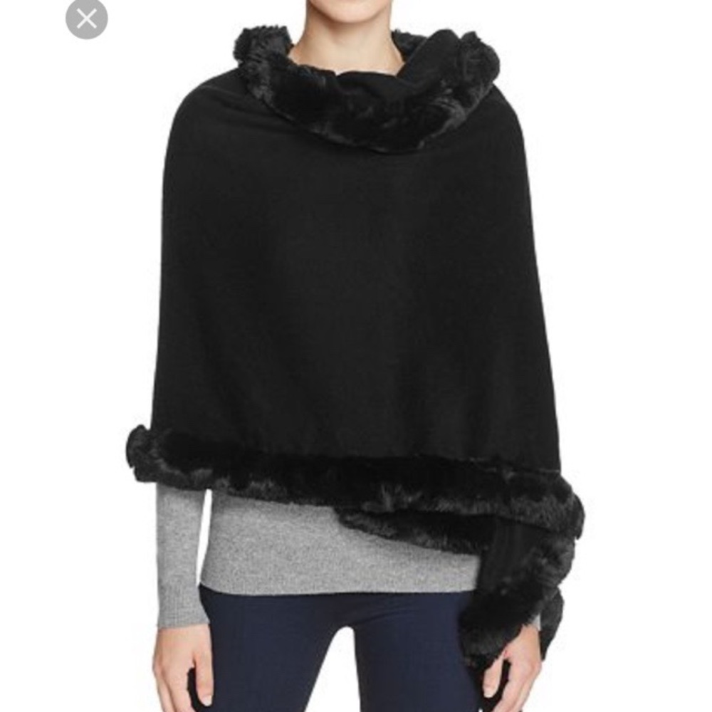 Badgley Mischka Large wrap w/faux chinchilla Black - Picture 6 of 7